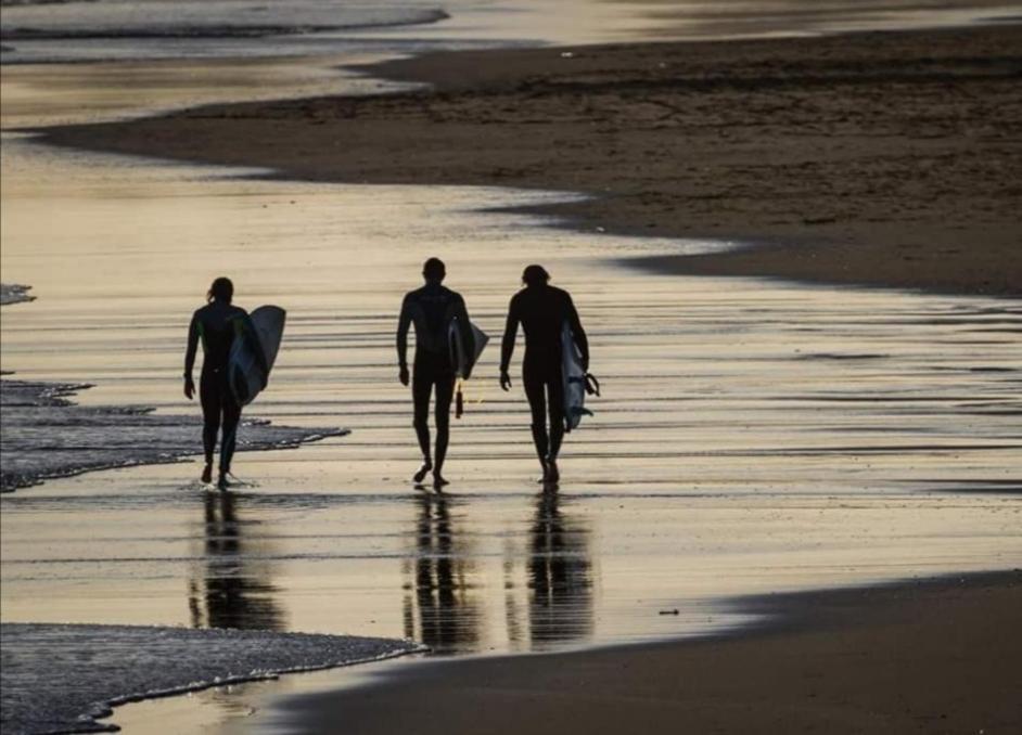 Besthomestay- Caparica Beach Lisbon Almada Luaran gambar