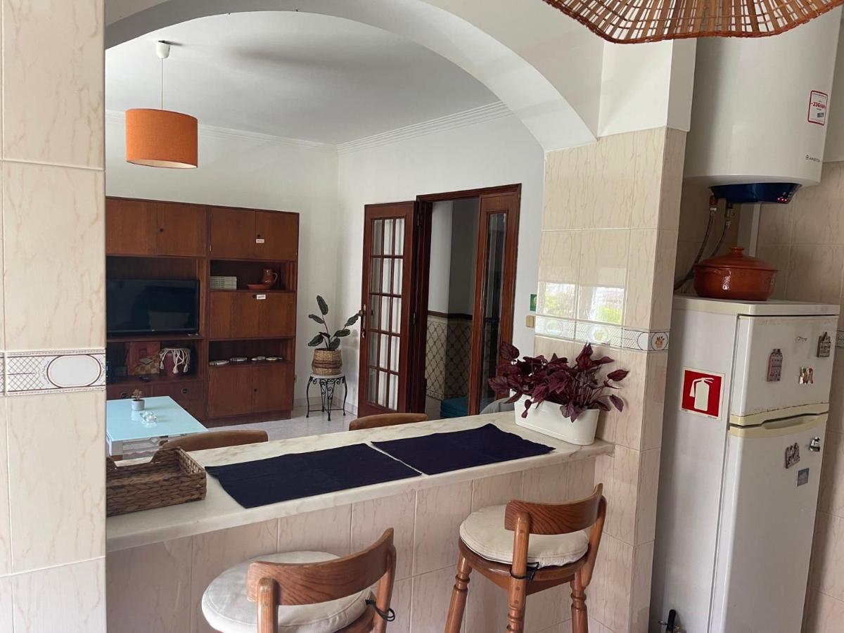 Besthomestay- Caparica Beach Lisbon Almada Luaran gambar