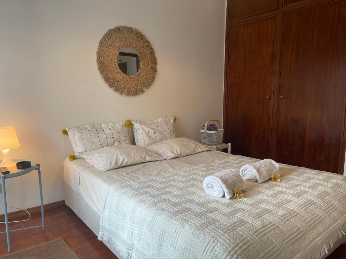 Besthomestay- Caparica Beach Lisbon Almada Luaran gambar