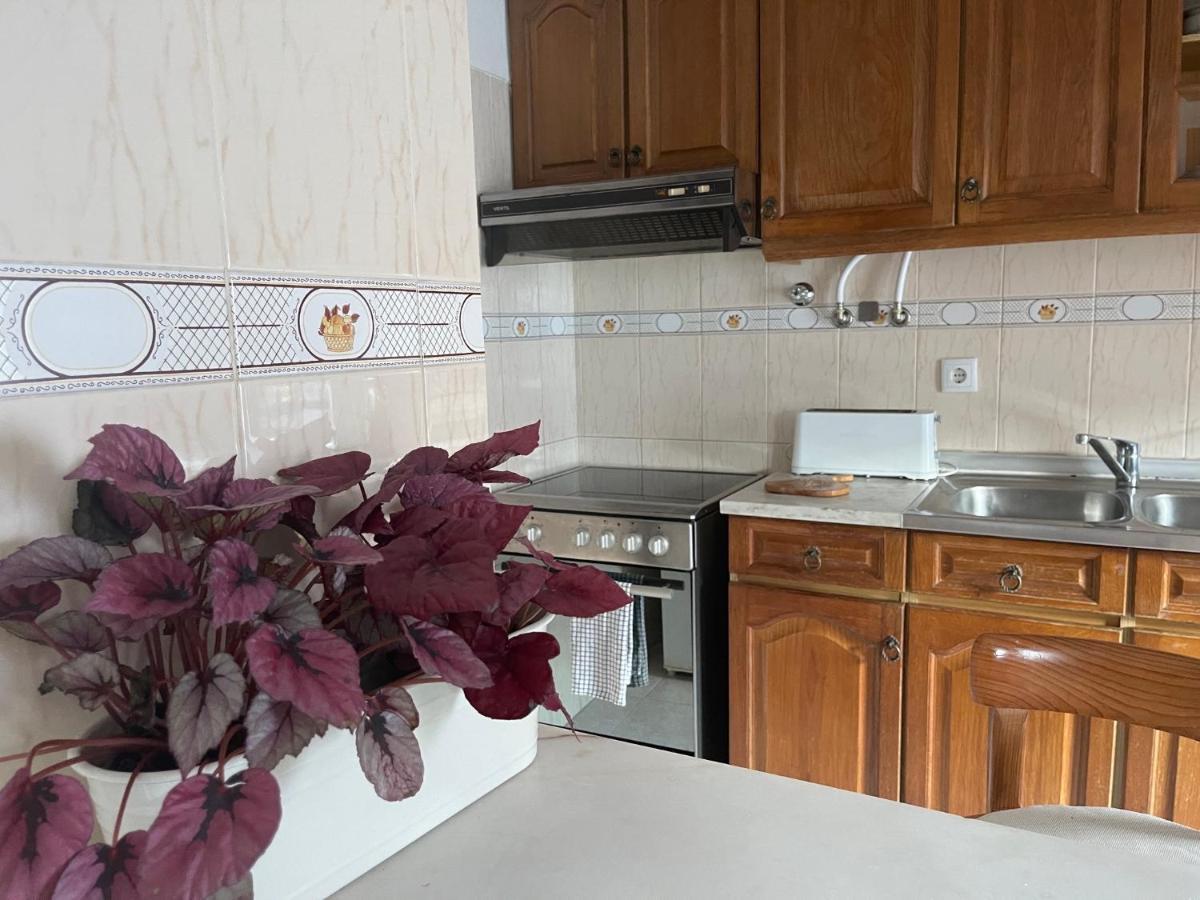 Besthomestay- Caparica Beach Lisbon Almada Luaran gambar